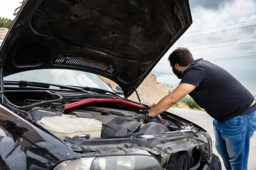 Reparatur eines defekten Elektrogeräts